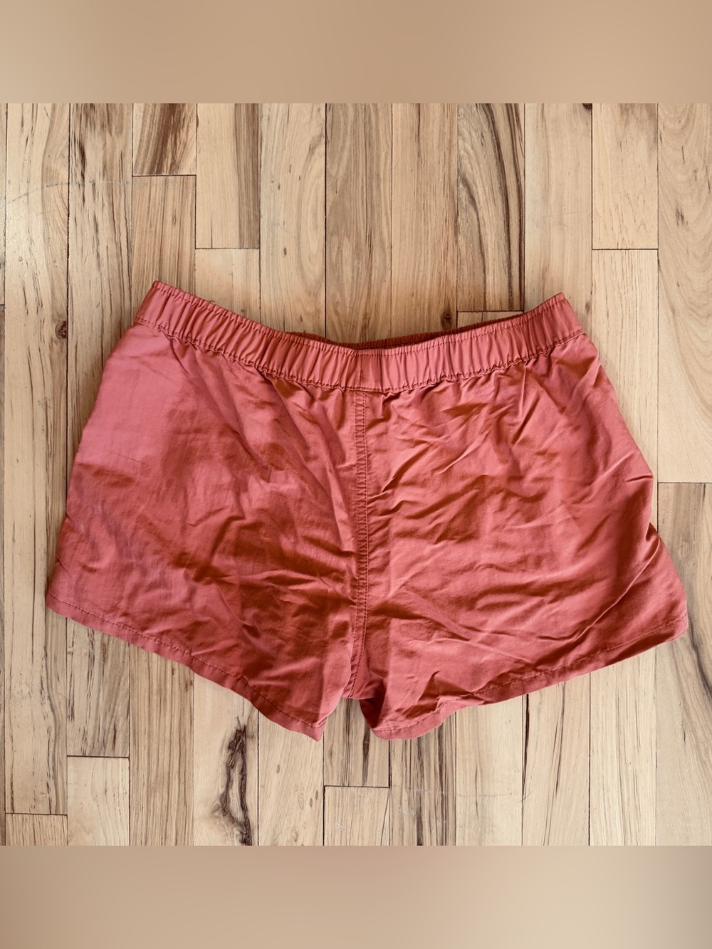 Patagonia Barely Baggies Shorts - 2½" Fr: Land To Water Women Sz M Excellent - Picture 3 of 9